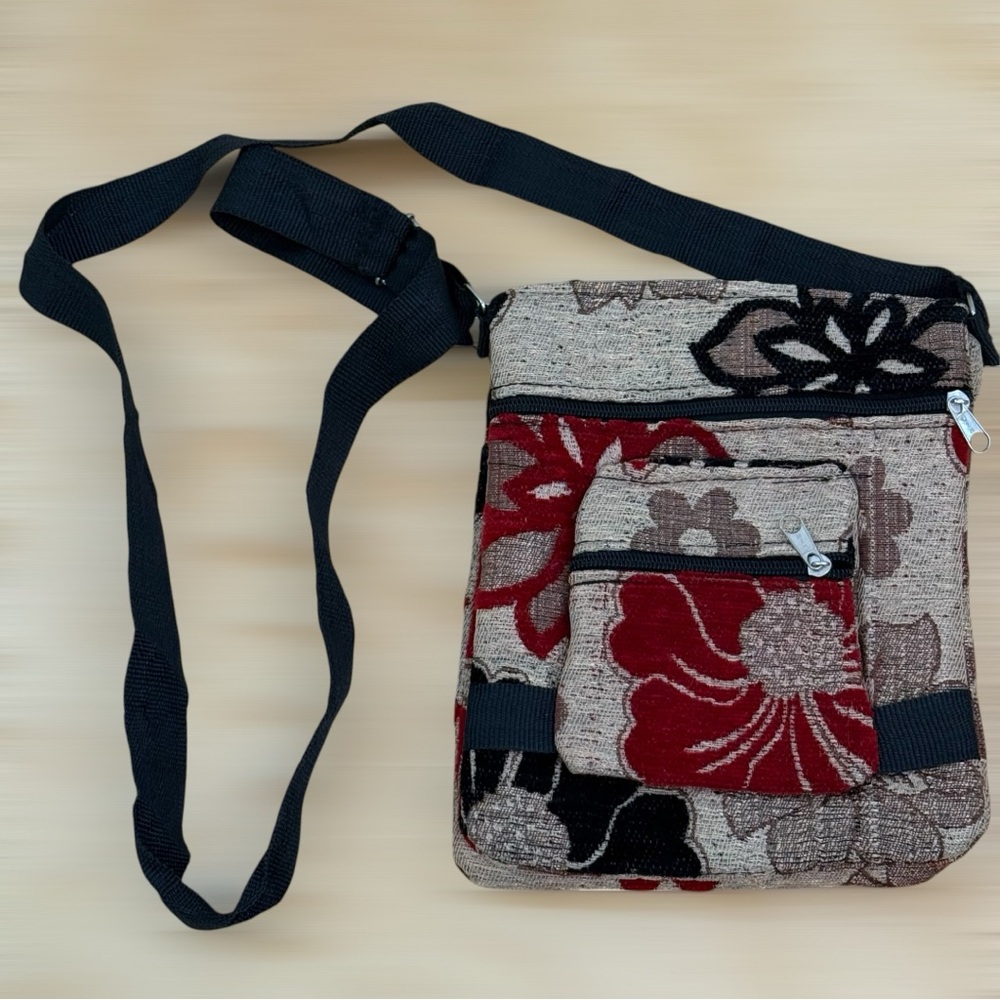 3/$25 Floral Tapestry Crossbody Bag | Multi-Pocket Sling Purse | NEW